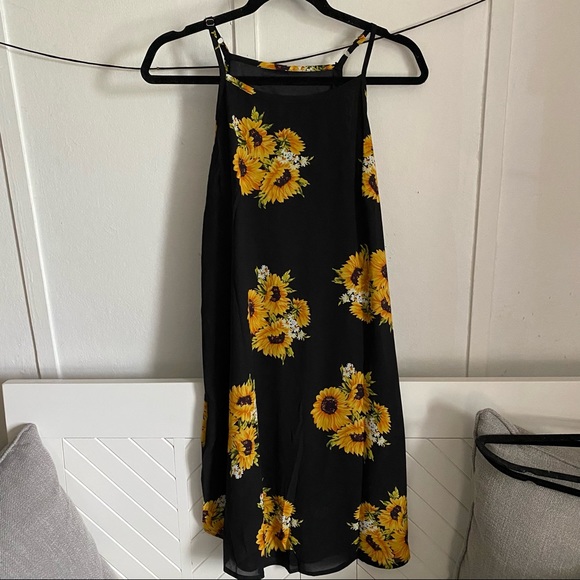 Dresses Nwot Black Sunflower Halter Dress Poshmark